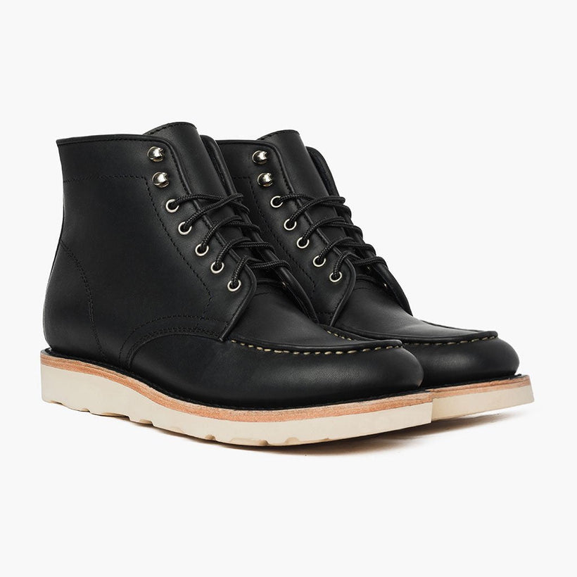 Diplomat Black Matte Leather Boots