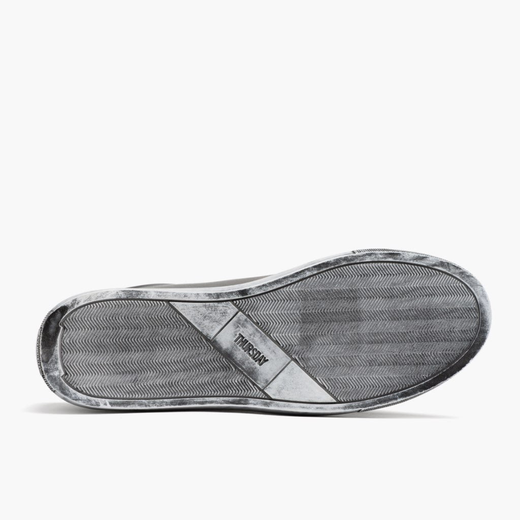High-Traction Rubber Outsole & Lug Tread Pattern on Premier Low Top Distressed Grey Leather Sneakers For Men