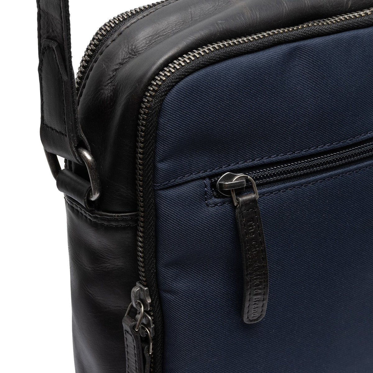 Navy Leather Crossbody Bag Arendal, detail view 4