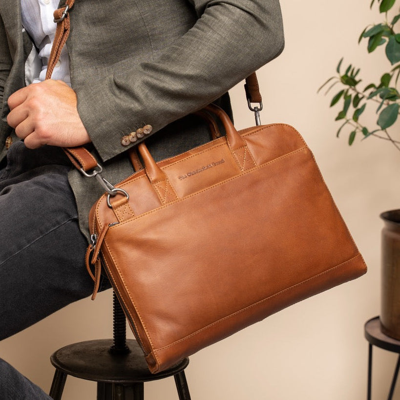 Tilbury Full-Grain Leather Laptop Bag – alternate product view 2
