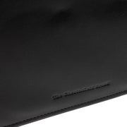 
Close-Up Detail of Classic Collar & Heavy-Duty Zipper Hardware on Leather Portfolio Moreton