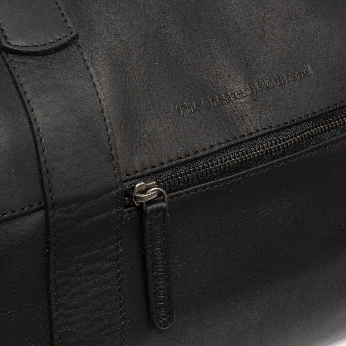 
Portsmouth II Full-Grain Leather Weekender Bag - Structured Side Profile Showing Gusset Depth & Expansion Capacity