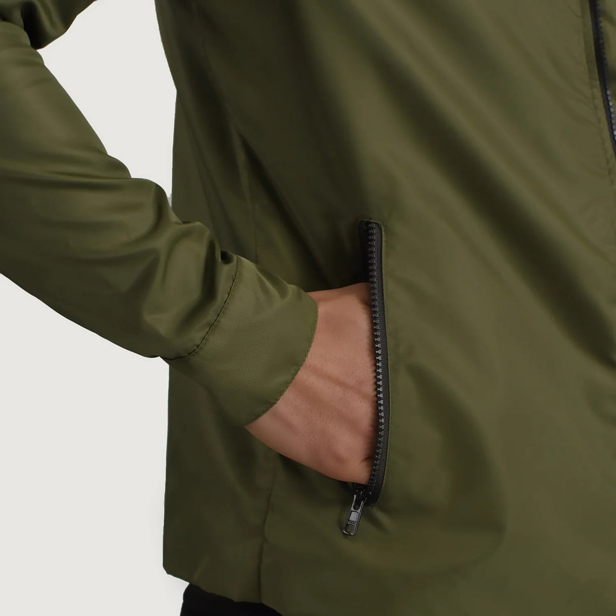 
Interior View Showing Quilted Viscose Lining & Dual Inside Utility Storage Pockets